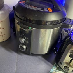 Instant Pot, Slow Cooker And Pressure Cooker