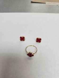 14k gold red clover earrings & ring set.