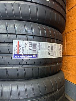 275/35R19