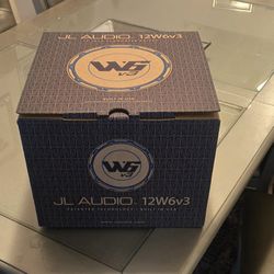 *Brand NEW IN BOX* JL Audio W6 V3 D4 With Sealed Enclosure