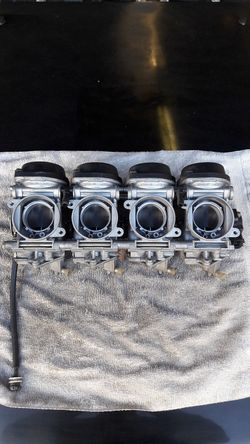 Kawasaki ZX6 carbs