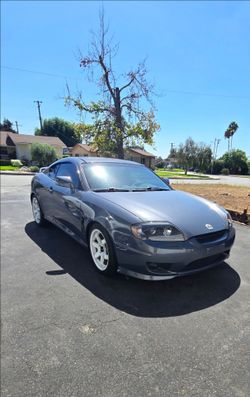 2004 Hyundai Tiburon