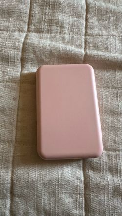 BRAND NEW XBJ Magnetic Wireless Power Bank (10k mAh)