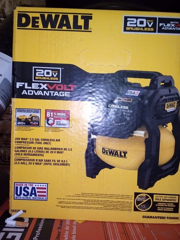 DeWALT 2.5 Gallon Air Compressor