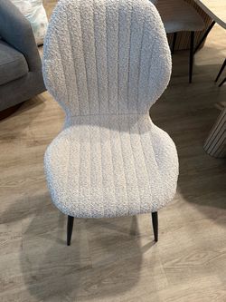 4 White Boucle Accent Dining Chair