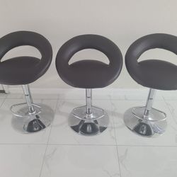 Bar Stools 