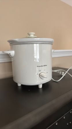 Proctor Silex 8 inch Crock Pot