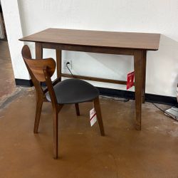 Desk & Chair