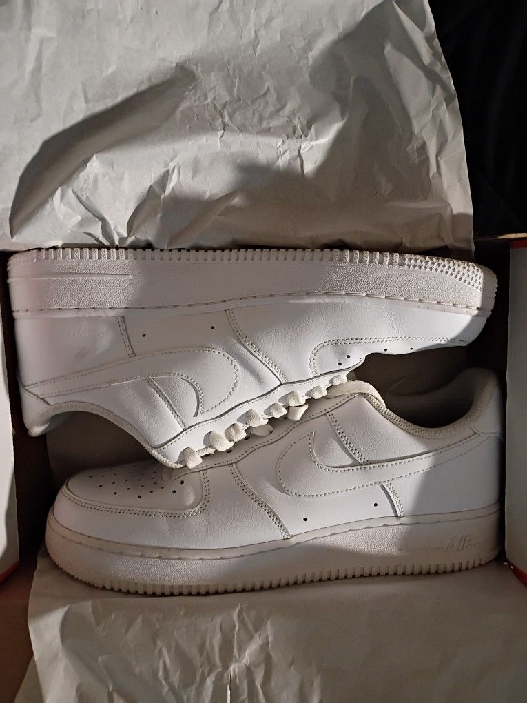 Nike Air Force 1s SIZE 10.5