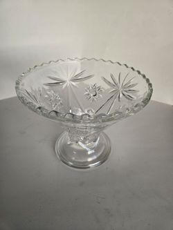Large Pressed Glass Pedestal Compote Bowl – Starburst Floral Design