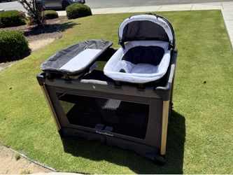 Baby bassinet/pack-n-play