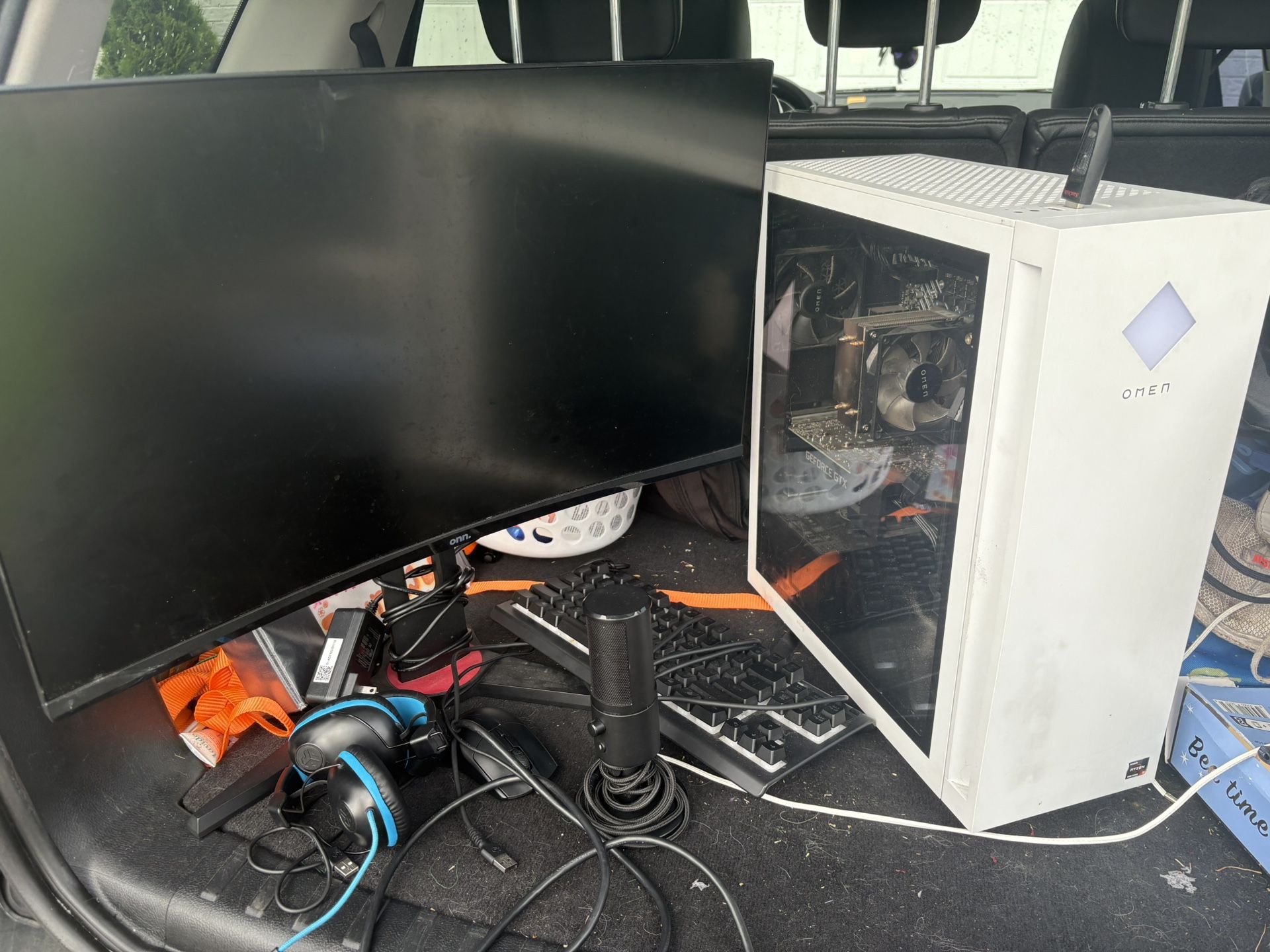 Gaming pc set up 