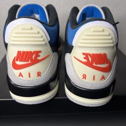 Jordan 3 Retro/.  size 8M