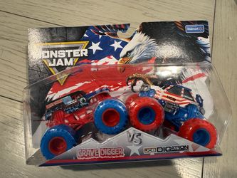 Monster Jam Grave Digger vs JCB Digatron 2-Pack