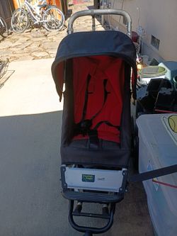 Baby stroller like new for 40.00