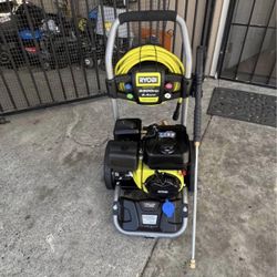 RYOBI 3300 PSI 2.4 GPM Cold Water Gas Pressure Washer with 212cc Engine