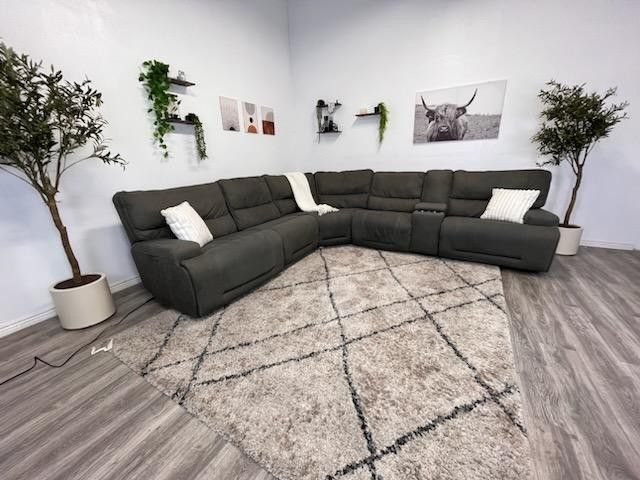 Sectional Recliner Couch