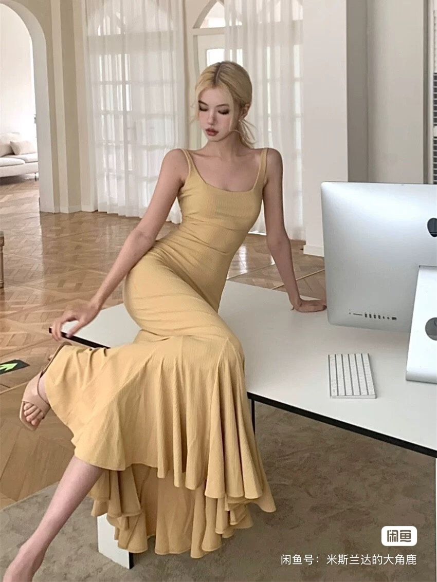 new yellow French style strap dress with tag, women's summer pure desire style skirt, high end feeling, step by step, lotus fish tail hip length