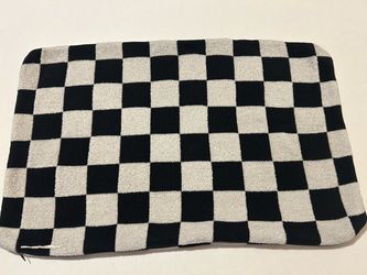 Black and White Checkered Zippered Pillow Cover