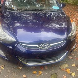 Hyundai Elantra  2013