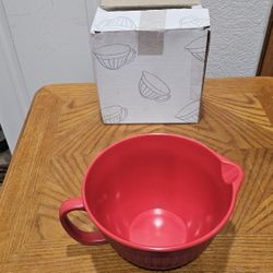 RED MIXING BOWL WITH HANDLE BRAND NEW