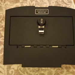 Console Vault Dodge Ram 1500 Full Floor Center Console Safe: 2009 - 2018