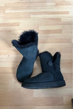 UGG Bailey Button Boots Black Sz 7