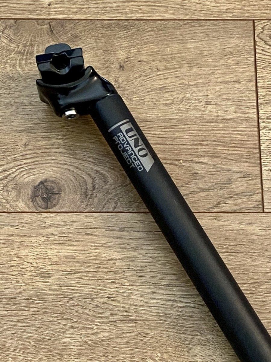 Uno seat post