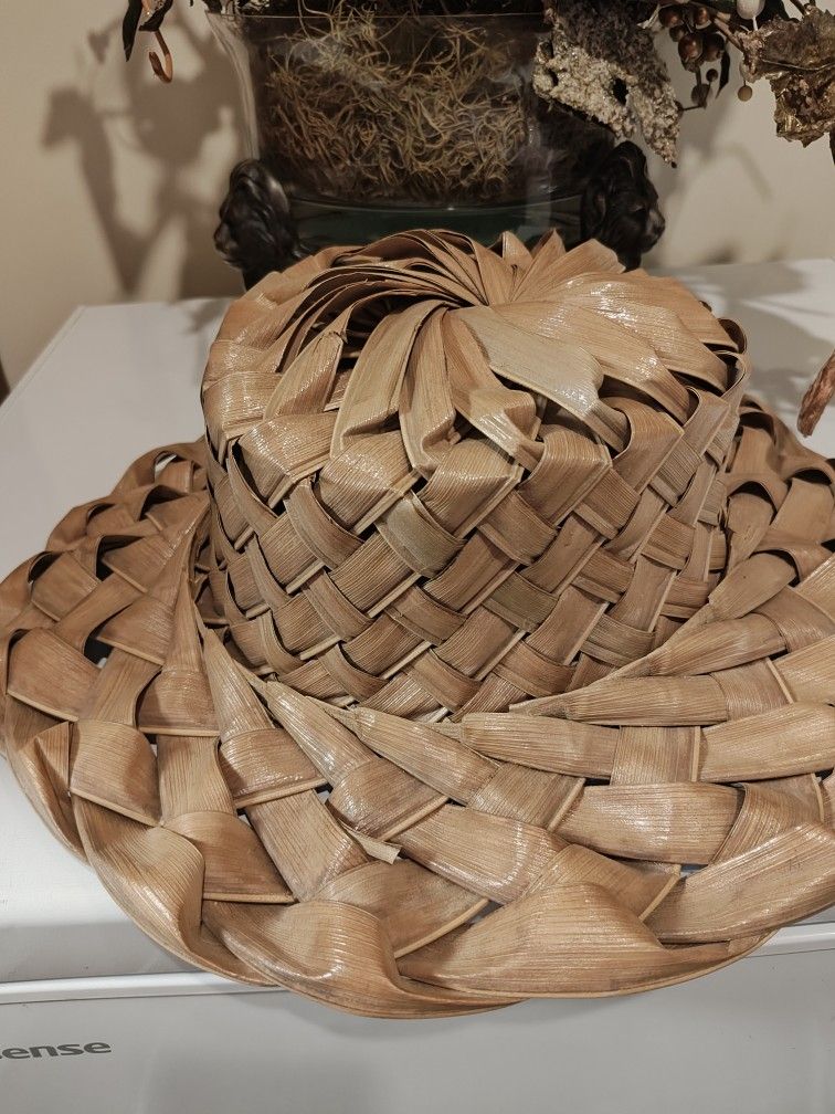 Antique Hat Hawaiian 