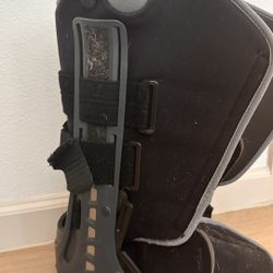 Large Walking Boot