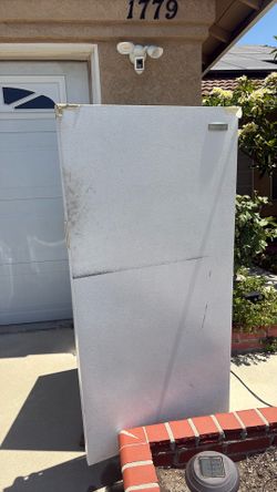 Frigidaire freezer