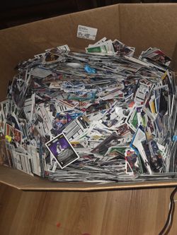 BOX OF SPORTS CARDS