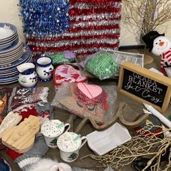Holiday Crafts LOT… You Get It All!!!