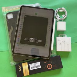 Apple IPad Pro 11” (M4 chip /OLED display/ 2024) 256GB Wifi +5G Unlocked with pen & Accessories