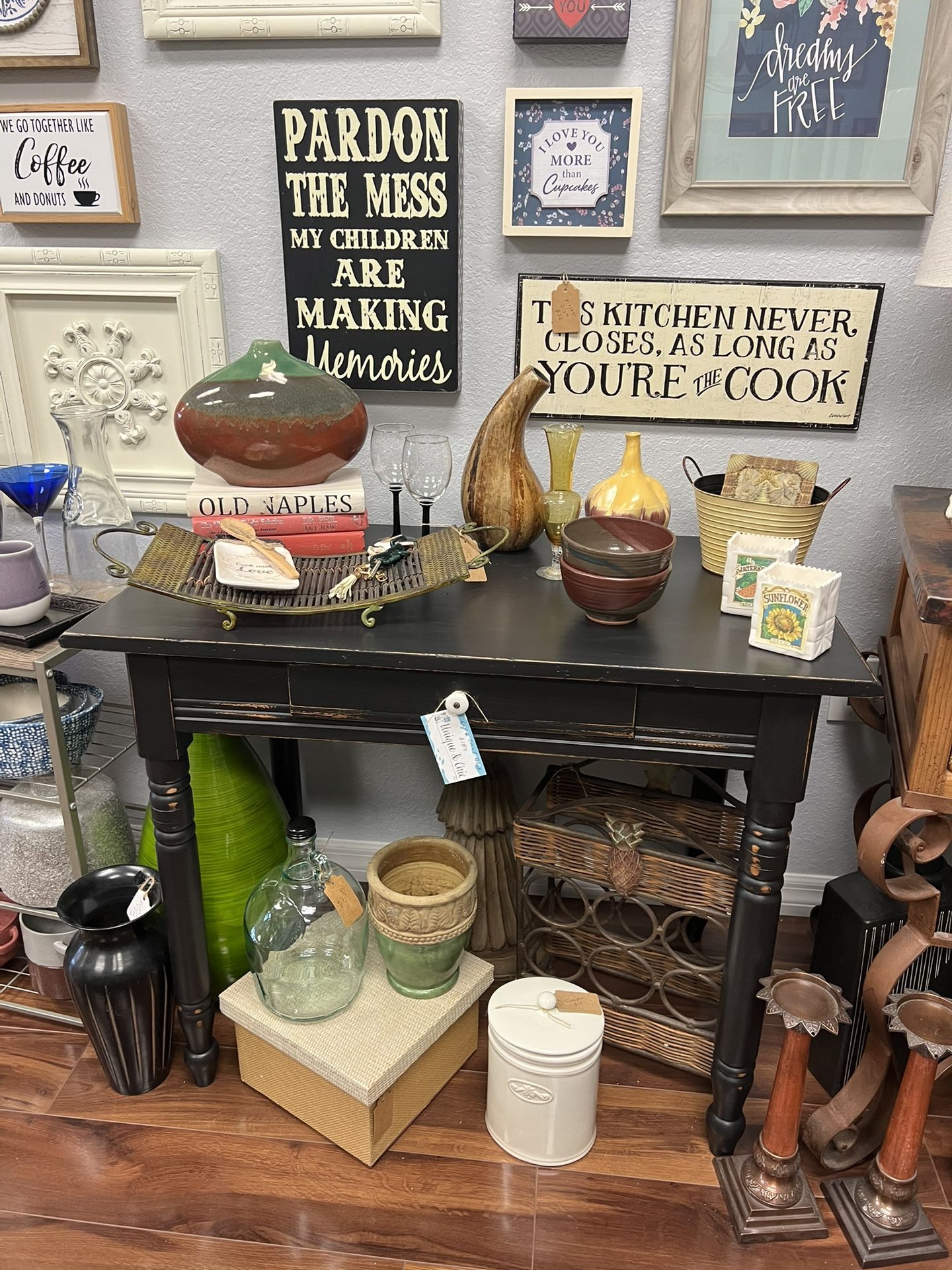 Super Pretty Black Distressed Solid Wood Desk Office Furniture Shabby Chic Boho Farmhouse