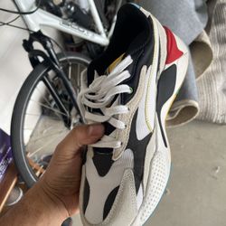Puma Shows Size Men’s 11 