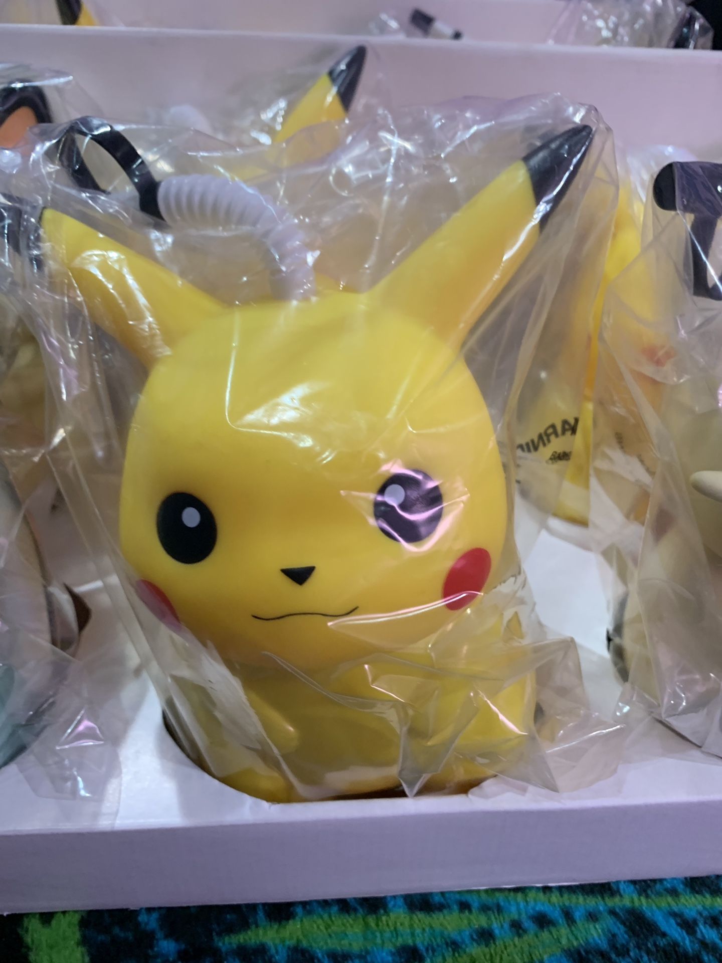 Rare 1998 Pokemon Pikachu Sipper bottle