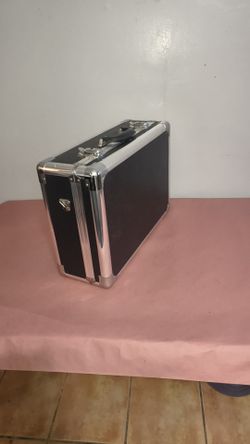 Black Aluminum Hard Shell Carry Case
