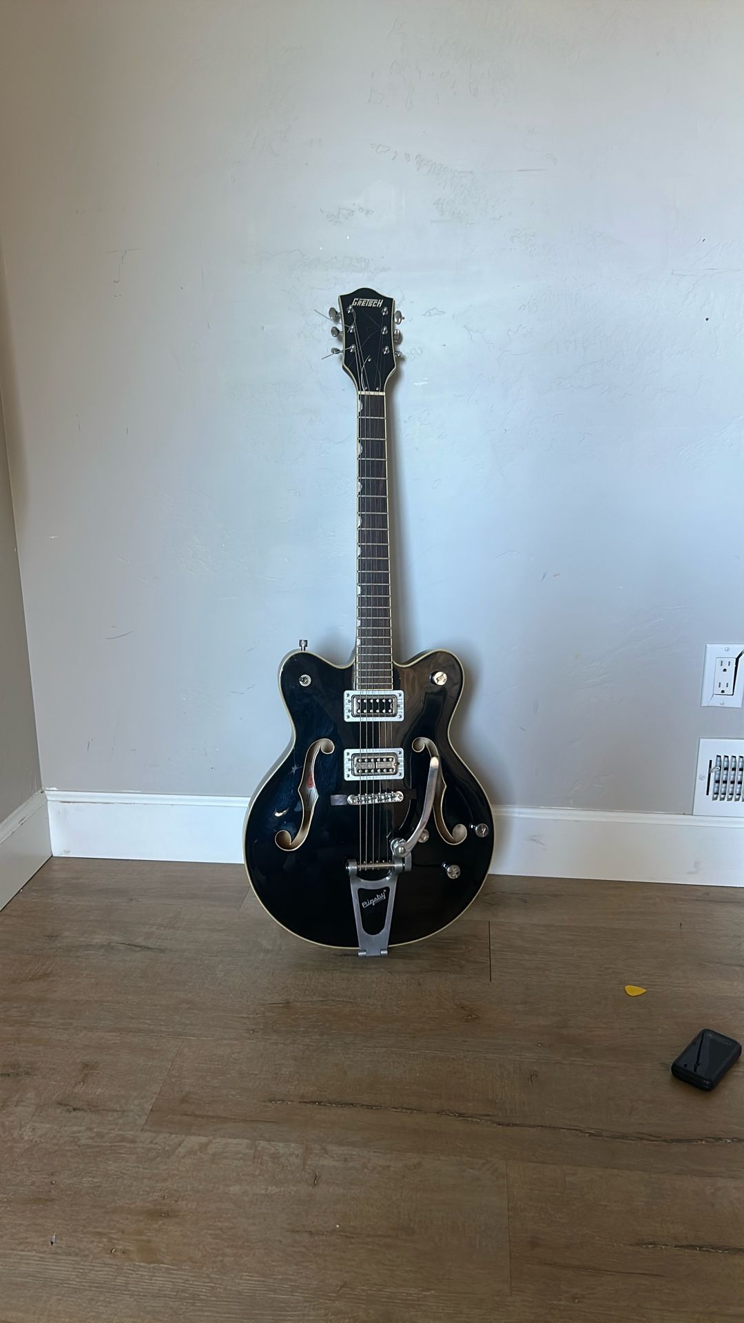 Gretsch Electric Hollow body Guitar W/ Hard Case