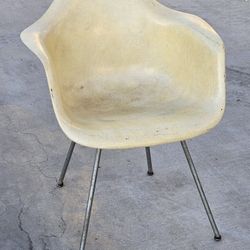 VINTAGE ROPE EDGE EAMES CHAIR 