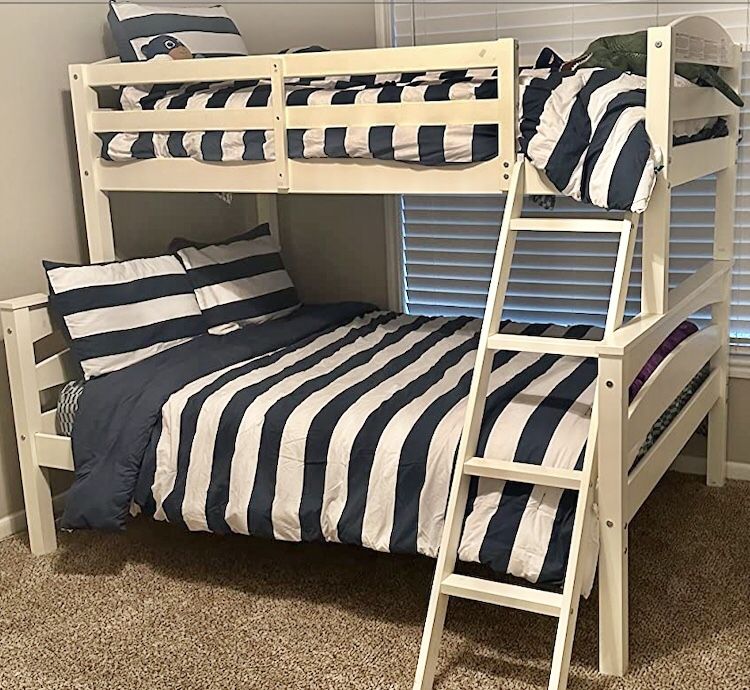 ****Twin/Full Bunk Bed ****