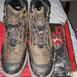 MENS WOLVERINE WORKBOOTS 