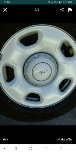 235 70 17. 6 lugs para ford tires.( 3) 80 tread (1) 60 tread