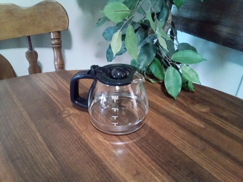 New Replacement Carafe For 5 Cup Drip Coffee Maker