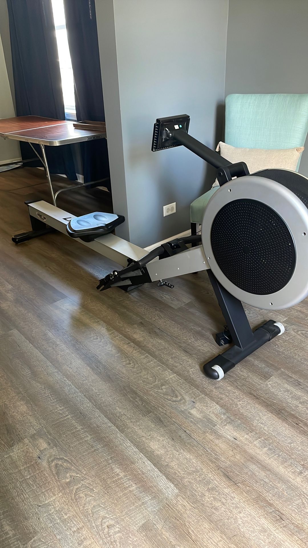 Lifecore rowing machine