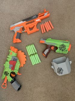 3 Nerf Toy Blasters 