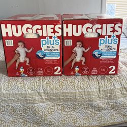 Dos cajas de pampers nuevas size dos a $60