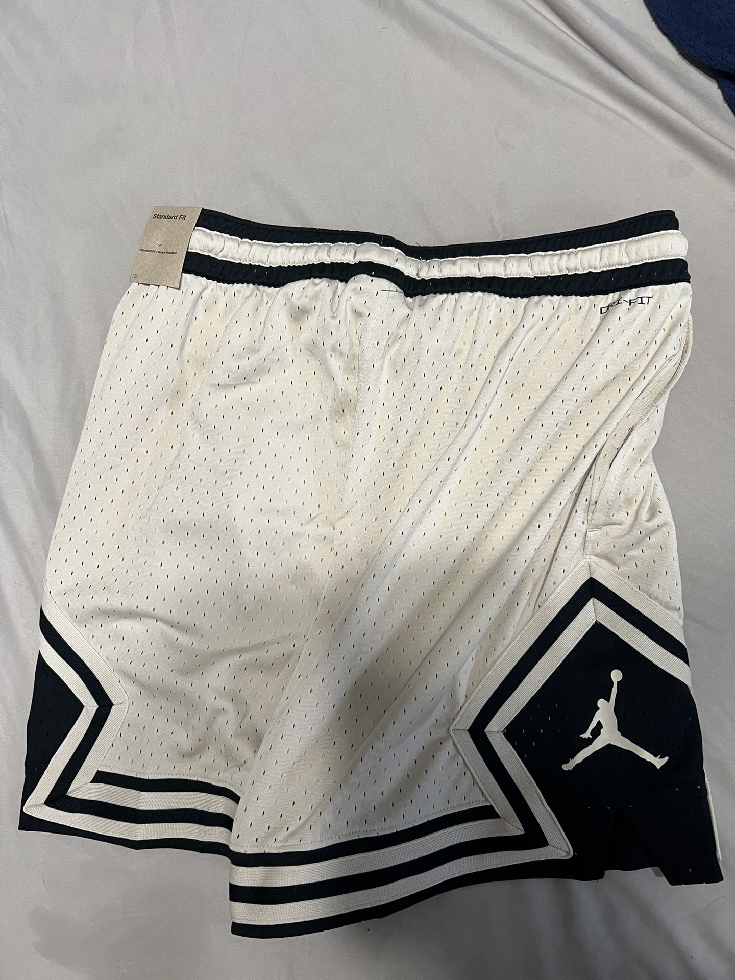 Jordan Diamond Shorts - BRAND NEW - Size L