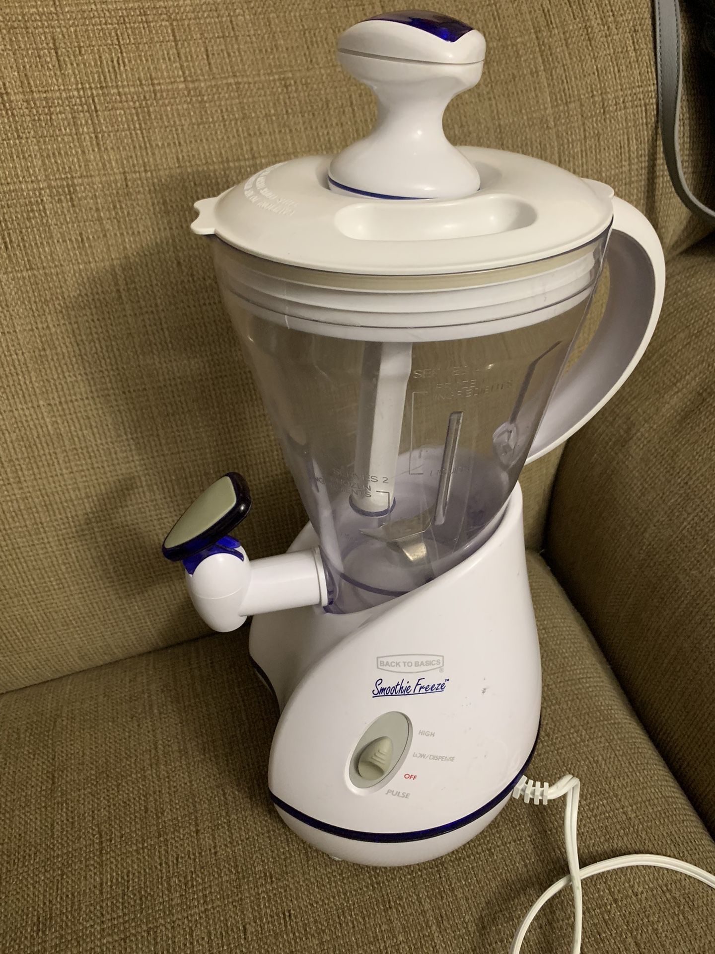 Like New Back To Basics Smoothie Freeze Blender, 350 Watt Motor/ 400 Watt Pulse