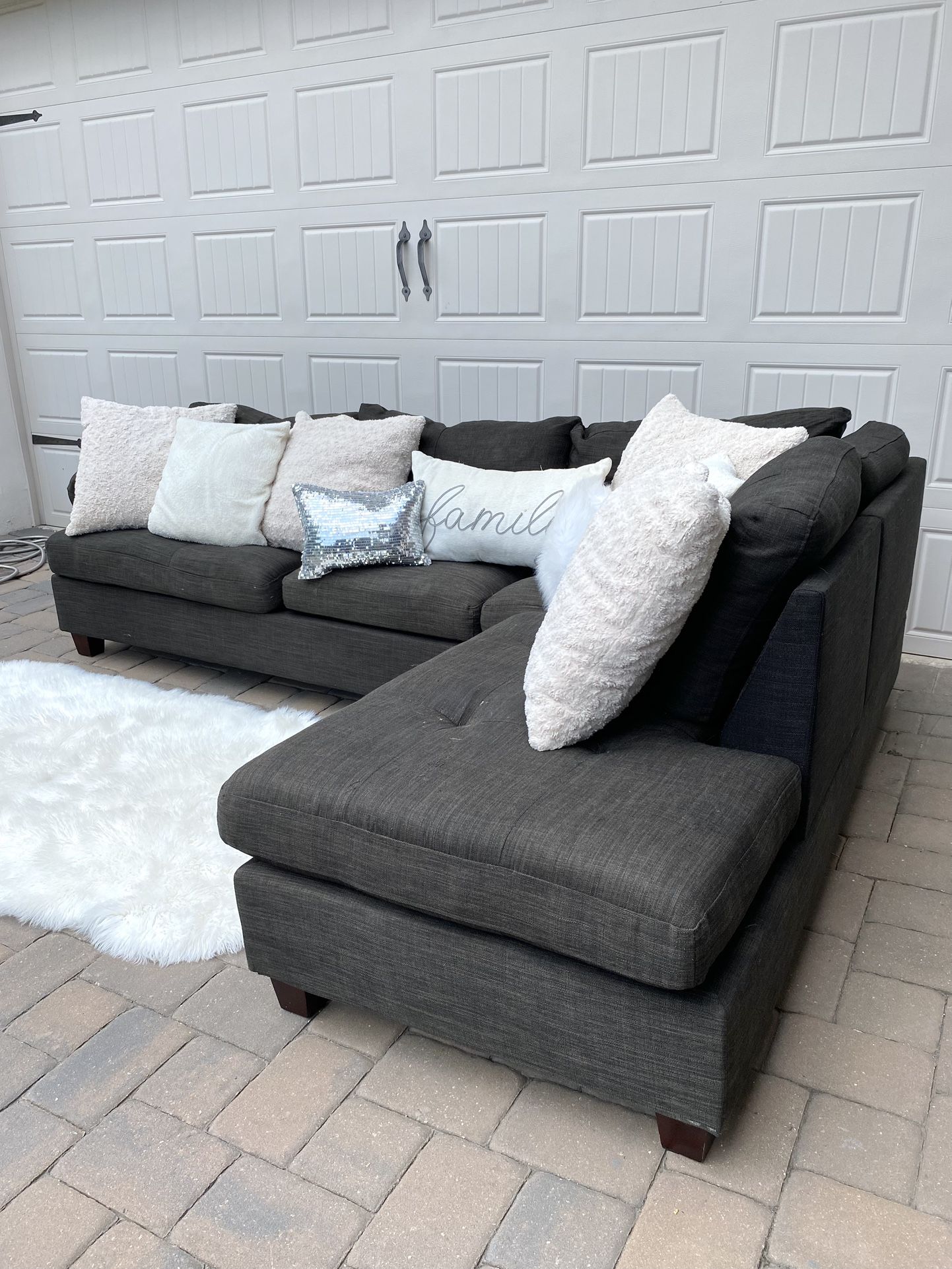 Gray Sectional Sofa / Chaise
